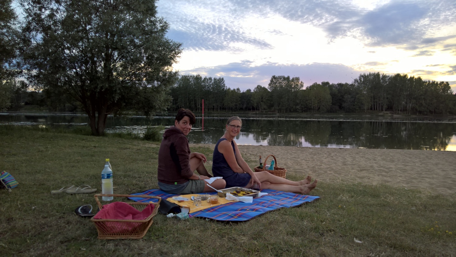 Picknick am Ufer der Saône