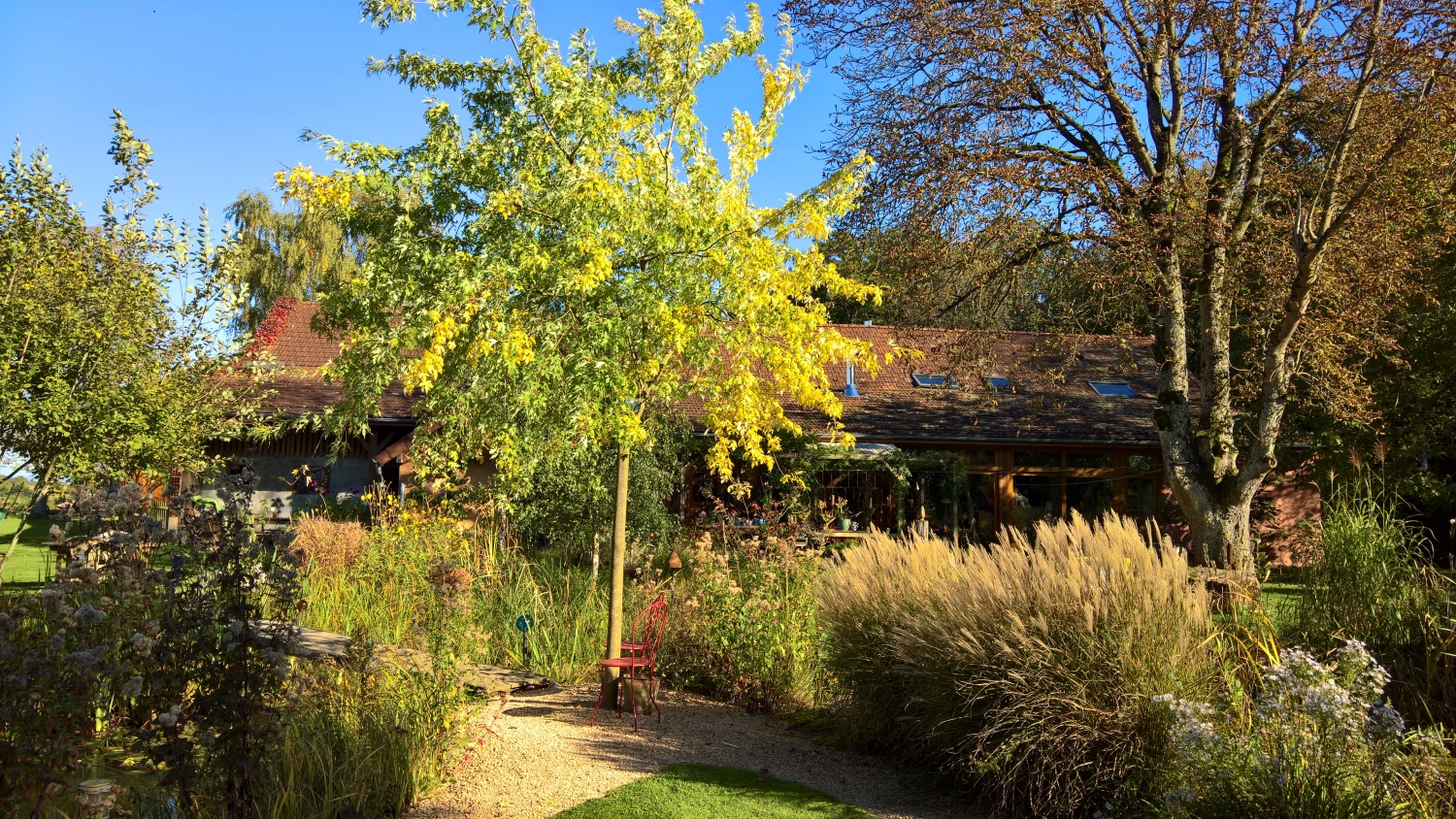 Herbststimmung im Garten von Maison Libellule