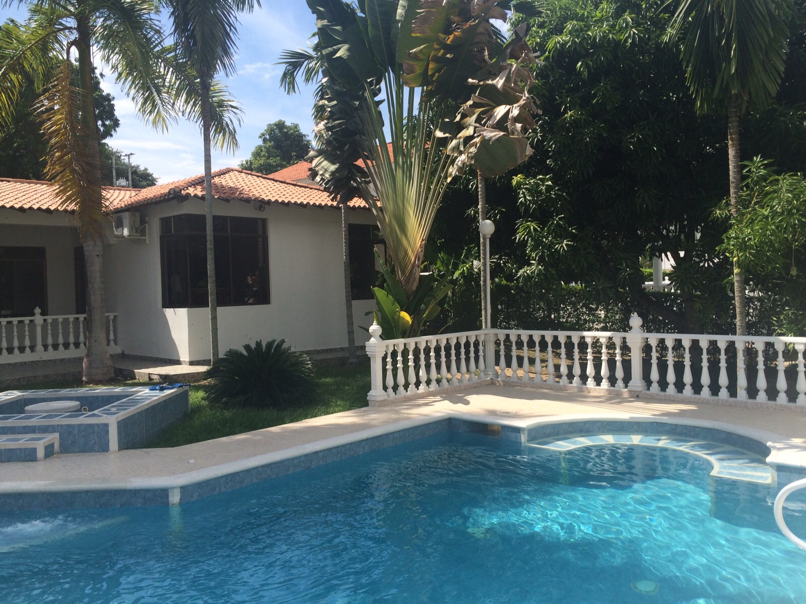 cabana en carmen de apicala reservala