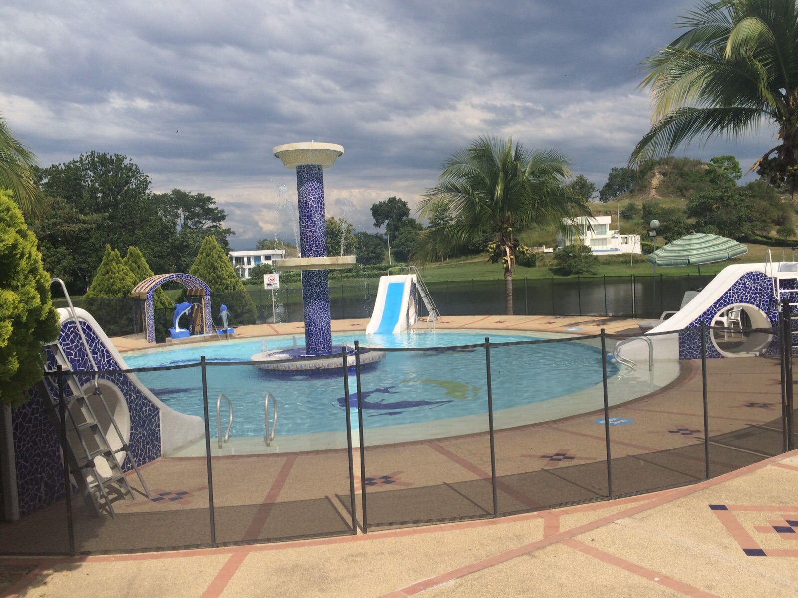 cabana en carmen de apicala reservala