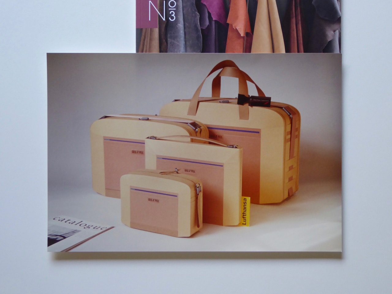Mediterranes Farbkonzept für LEDER-AUSWAHL: Sandton, Terracotta & Ultramarin Blau