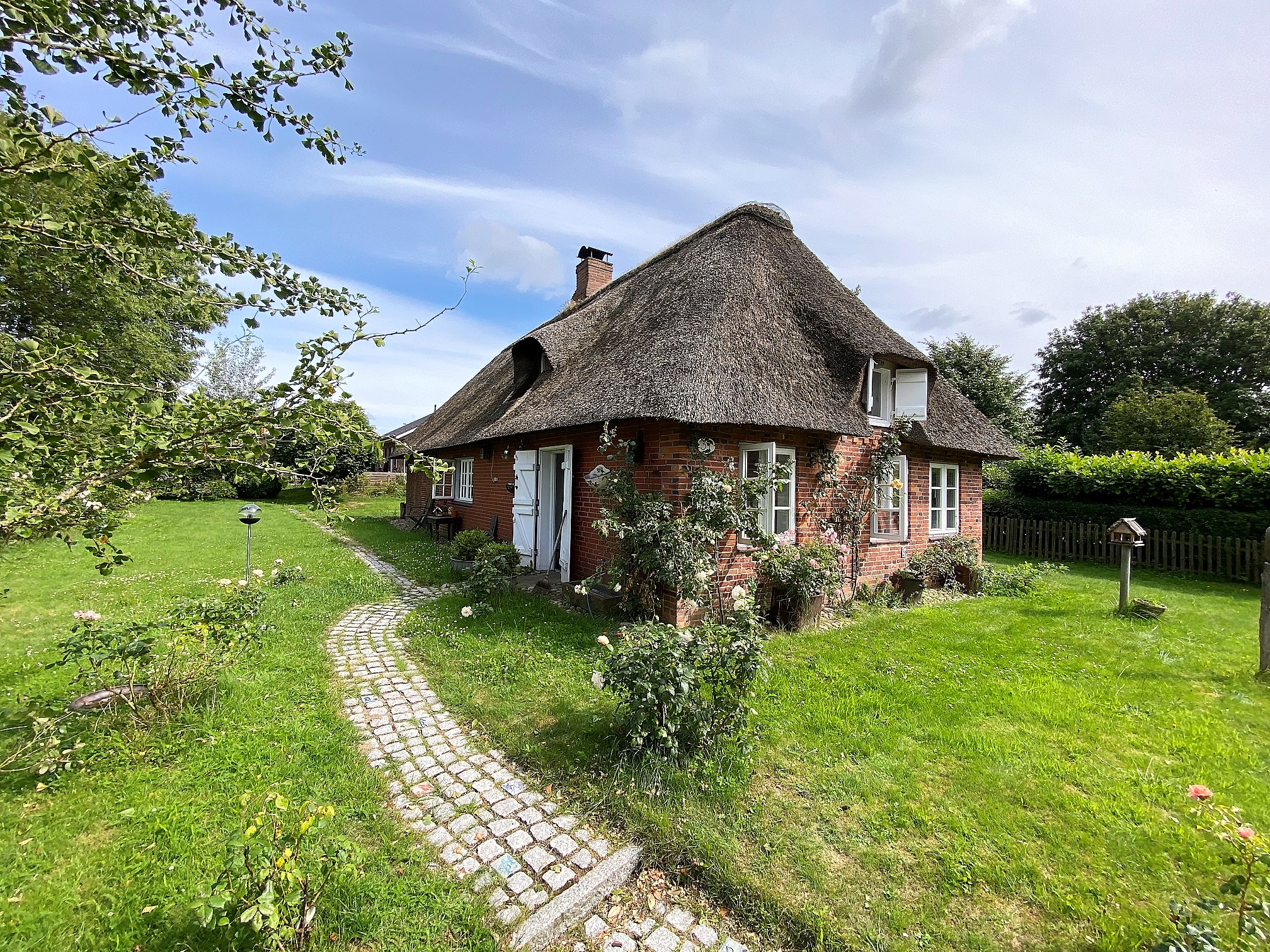 Reetdachhaus direkt vor Sylt & Dänemark Immobilien an Nord und