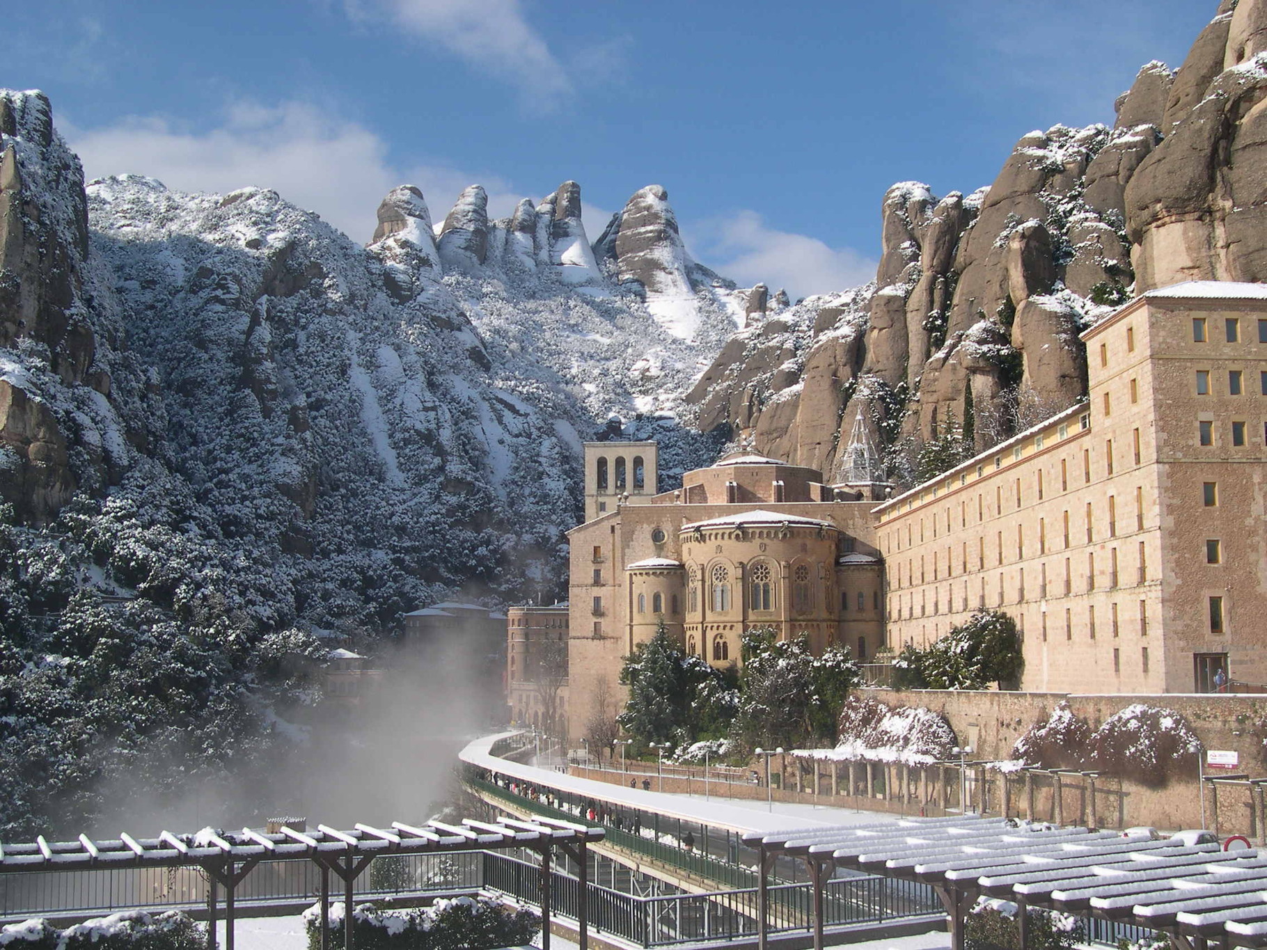 Santuario de Montserrat - Dónde te llevo - Agencia de Viajes