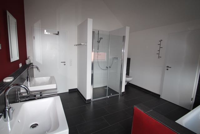 Badezimmer OG_Ferienhaus Heiligenhafen Ostsee