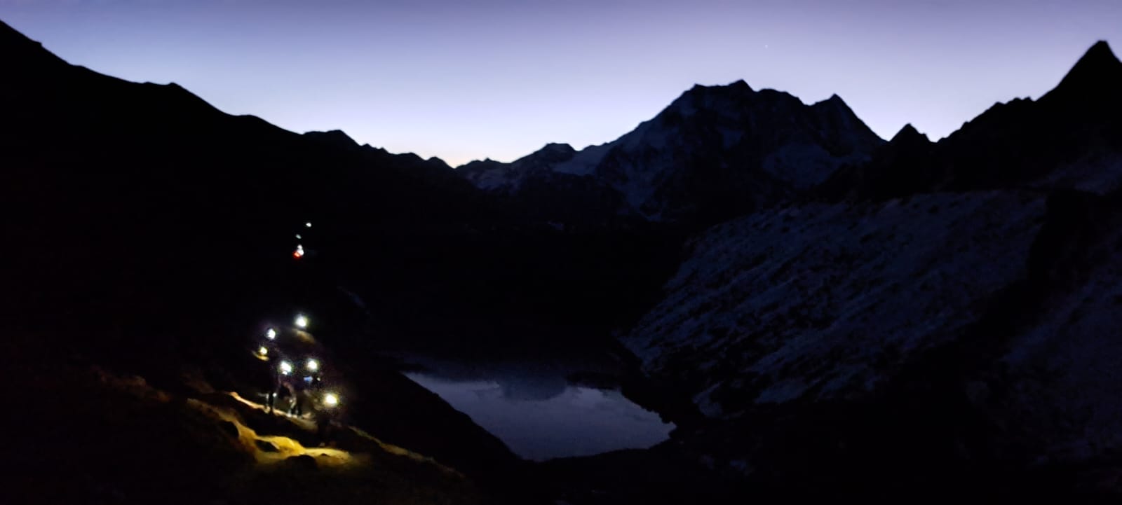 Larkya Pass à 5106 mètres