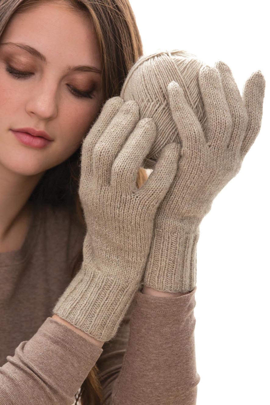 VAIL BOW GLOVES- Vintage Vogue Knitting pattern