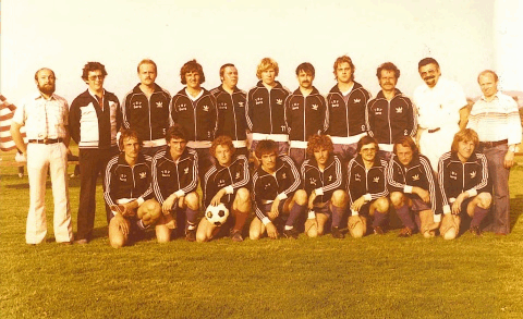 1. Mannschaft - 2. Platz beim Schussenpokal in Berg 1980 / v.v.l Werner-Müller-Berger-Votteler-Werb-Wendling-Baur-Otto-h.v.l. Abtl.Leiter Lämmer-Trainer Schädler-Gutekunst-Renn-Blechschmied-Fischer-Horcher-Duelli-Schwarzkopf-Grassinger-Müller