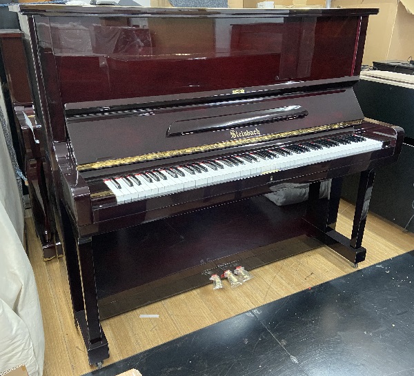 中古ピアノ スタインバッハ(STEINBACH&SONS S1DX) 美しい木目