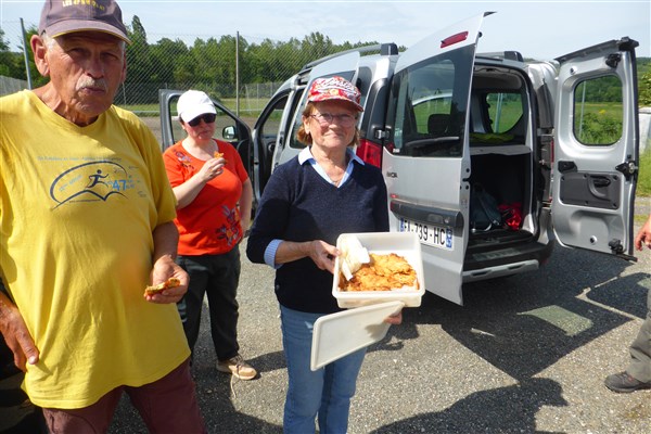 les bons beignets d'acacia d'Annie