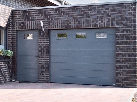 Garagentore / Sektionaltore - polaris-design.ch - D.B Polaris Design in