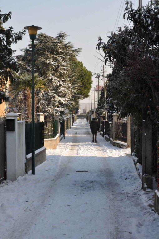 via Eraclea 20.12.2009
