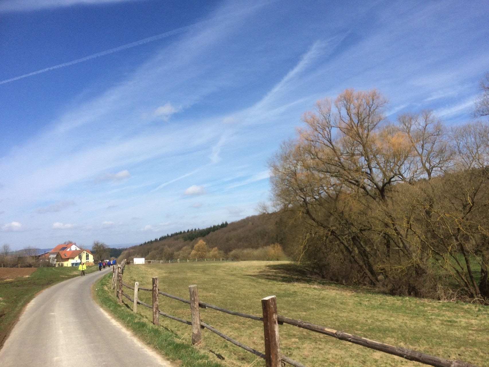 5km & 10km in Hünfelden-Ohren/Karfreitag 03.04.2015  (Fotograf: K.Kra.)
