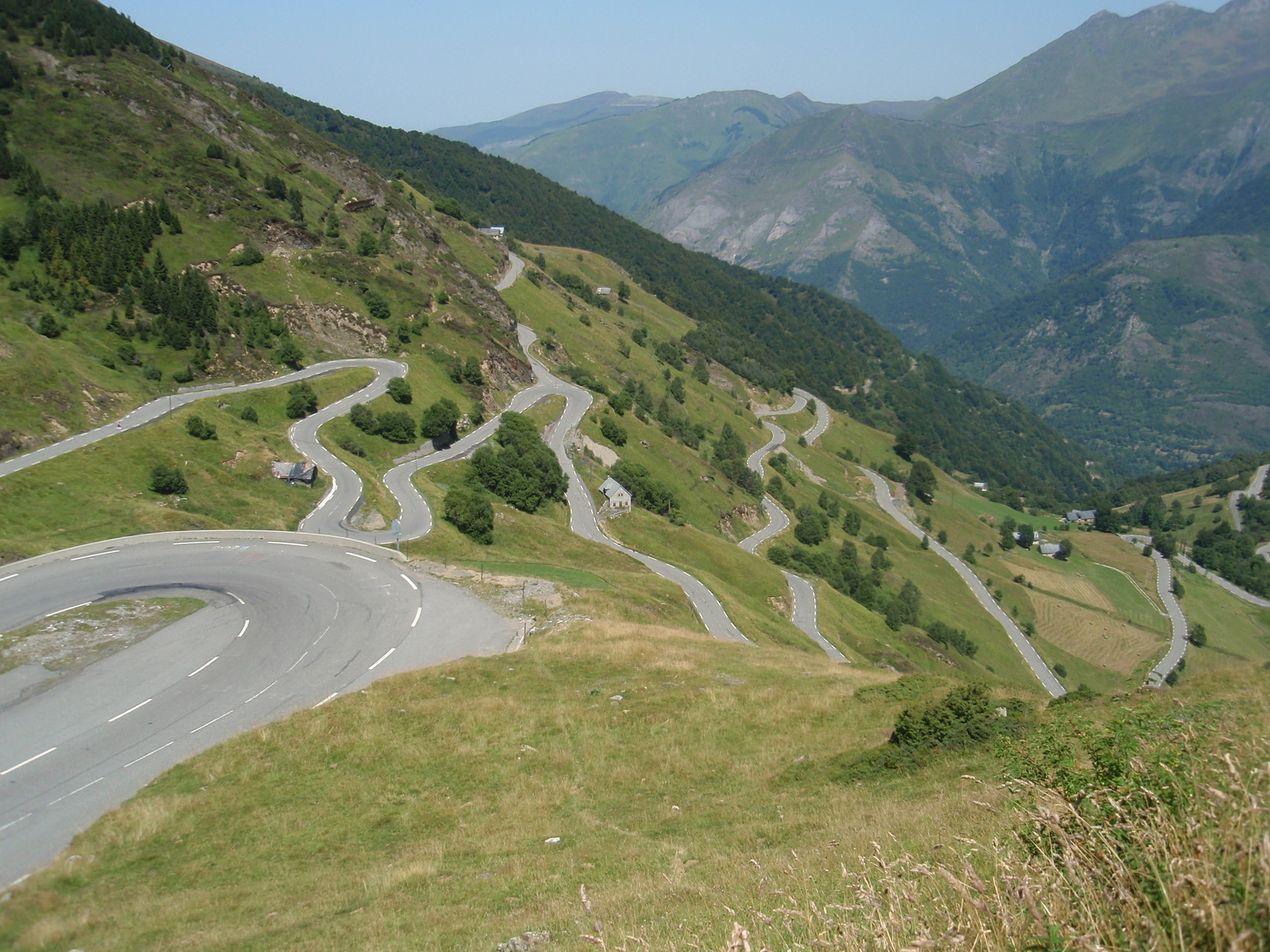 Montée de Luz Ardiden