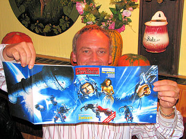 Thomas mit dem 2400er-Titelbild