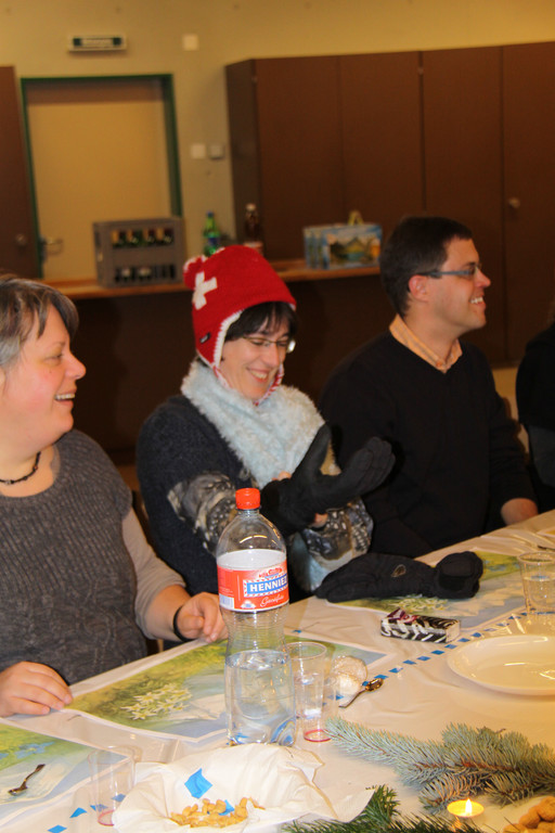 Wie söll ich nur die Schoggi uspackä und Ässe...?