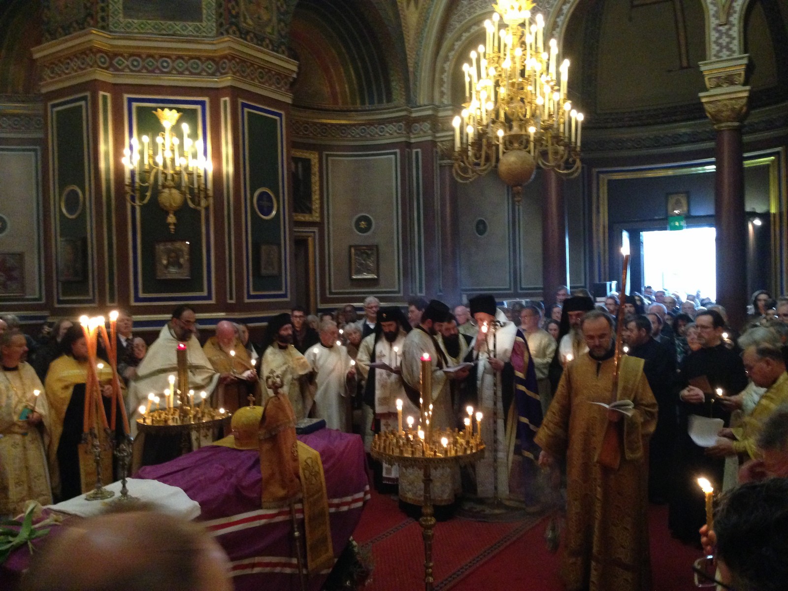 Erzbischof Gabriel - erzbistums Webseite!