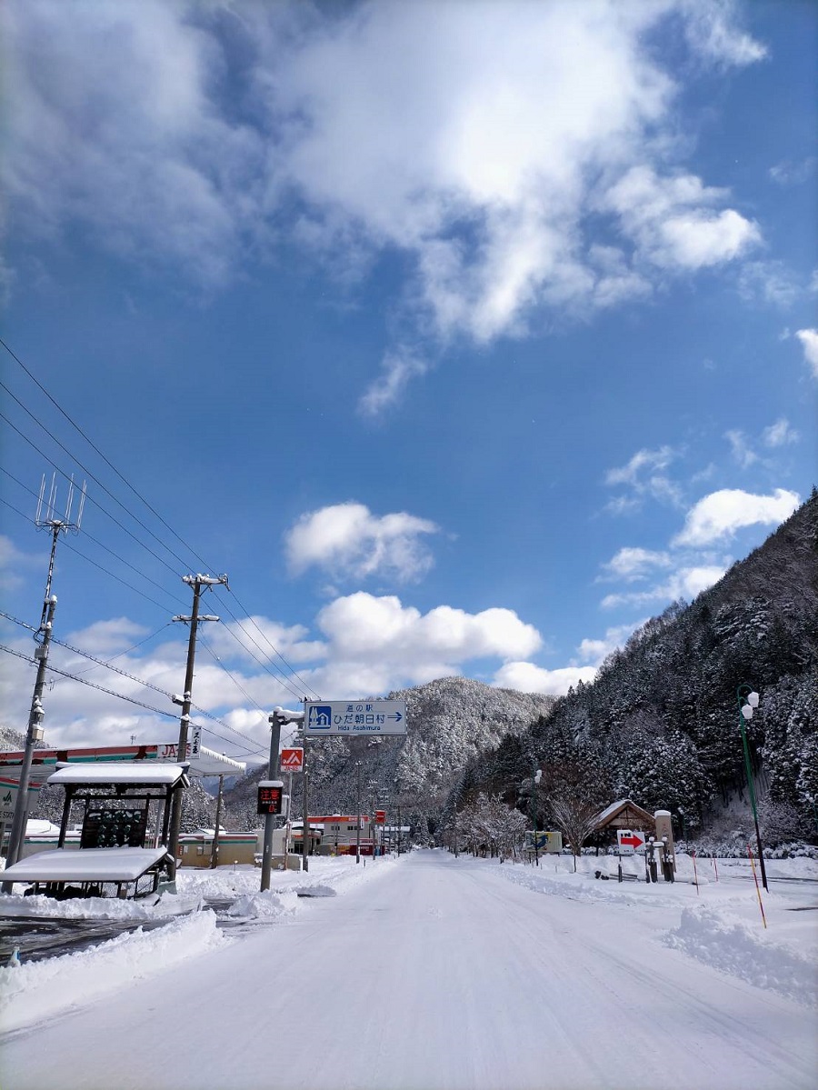 雪の合間の晴れ☀