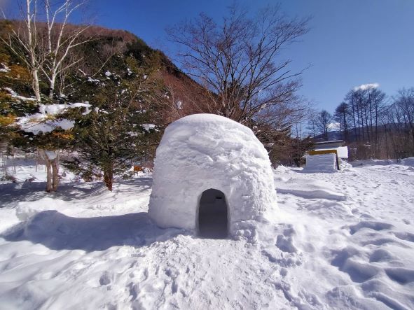 雪国といえば、かまくら