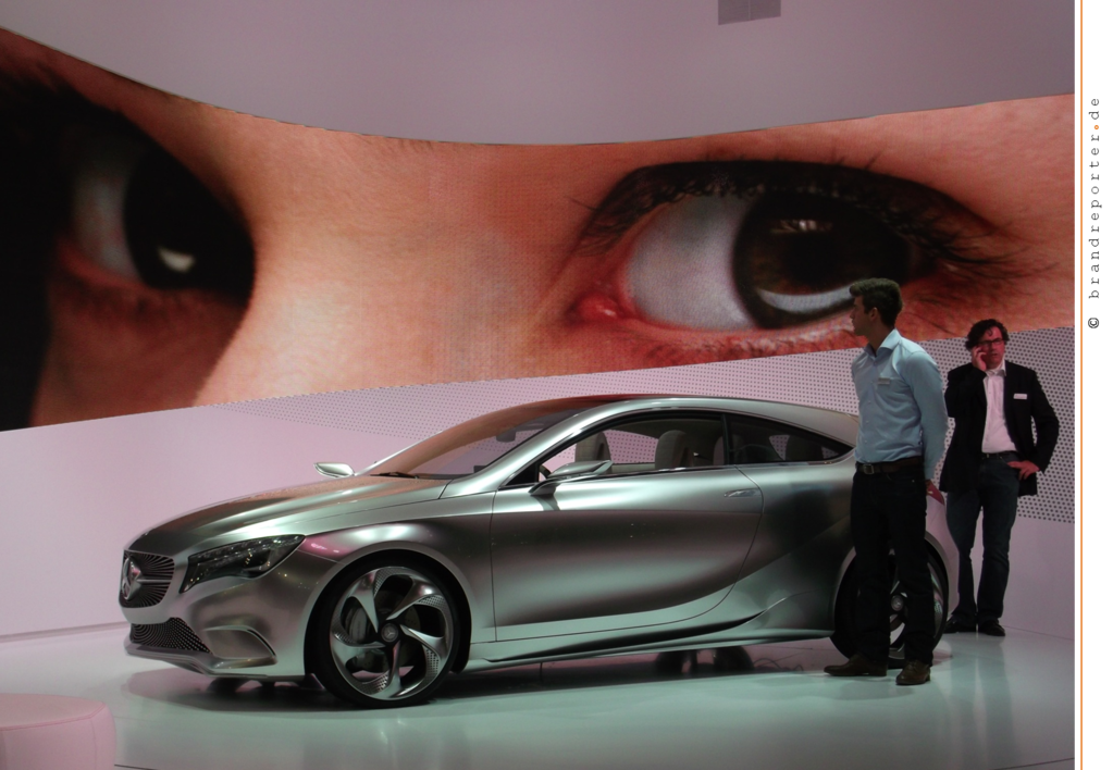 MERCEDES | Eye-Car statt e-car.