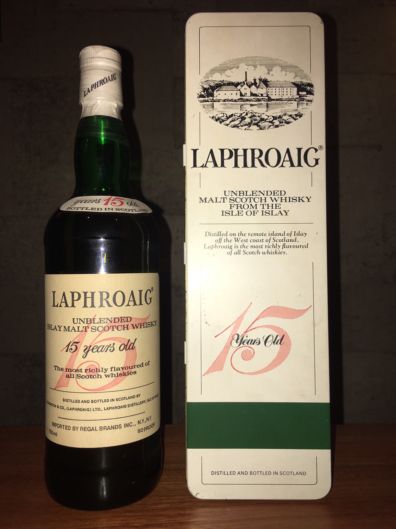 LAPHROAIG 15 yo (90 Proof, OB, UNBLENDED, Regal Brands, USA