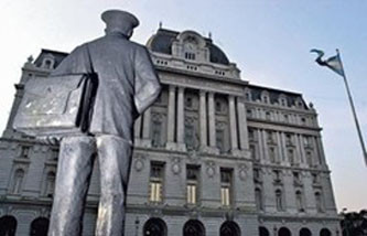 Palacio del Correo Central c/Monumento al CARTERO.