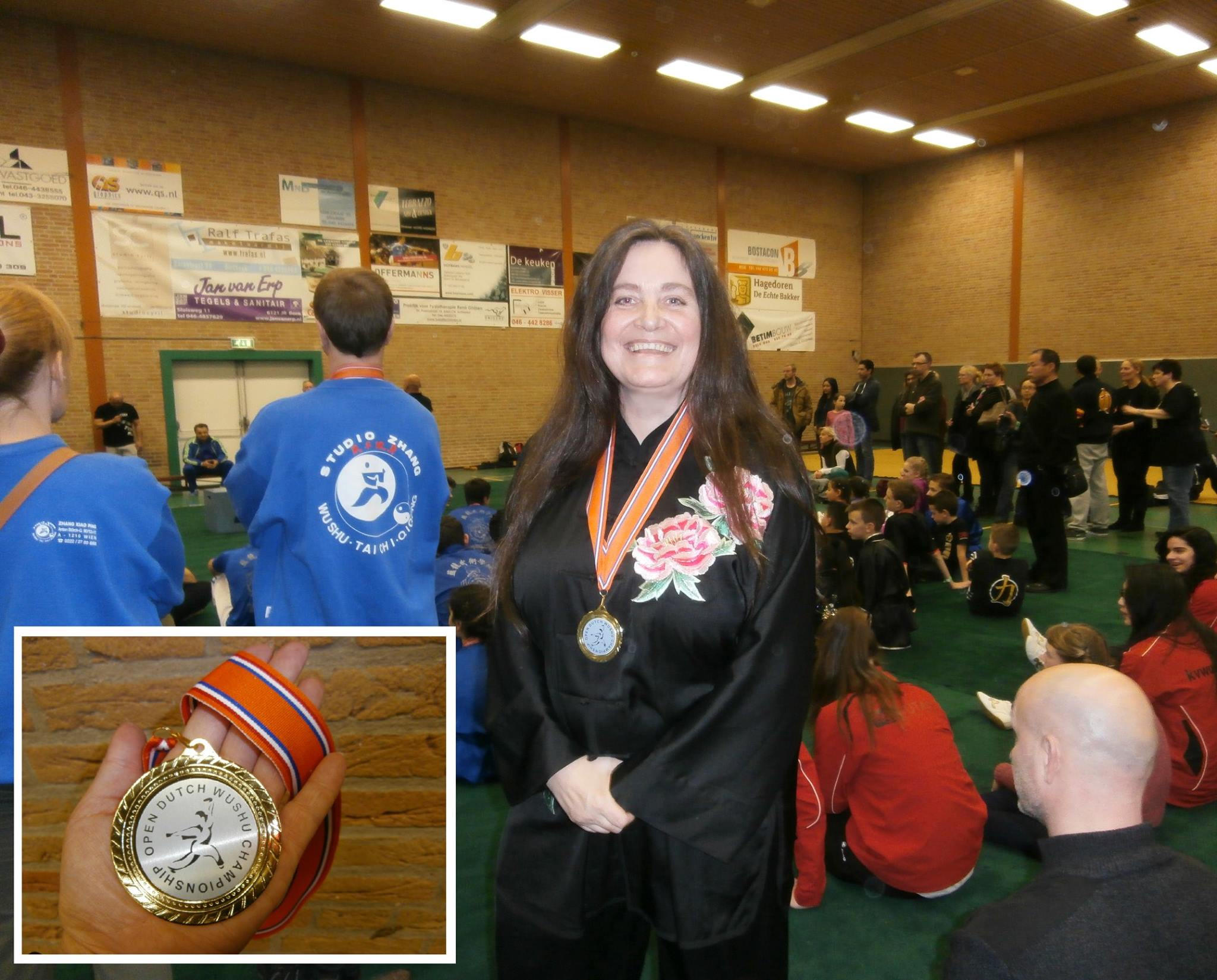 Alfie gewinnt die internat. Niederl. Meisterschften der Frauen-Handform all ages 2015
