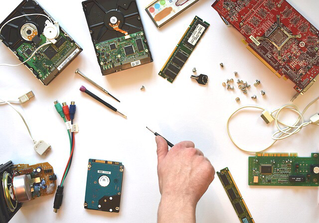 Reduziere die Spannung, um zu sehen, wann es zu einem Verlust von RAM Daten kommt. Memory cant be reserved