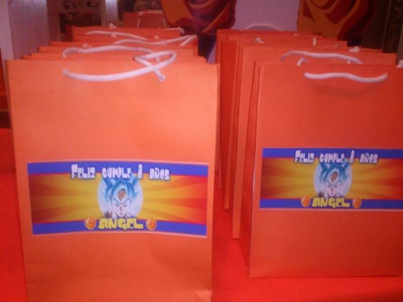 Goku - dragon Ball Z - Deco Fiestas magicas Goku - dragon Ball Z - Deco Fiestas magicas