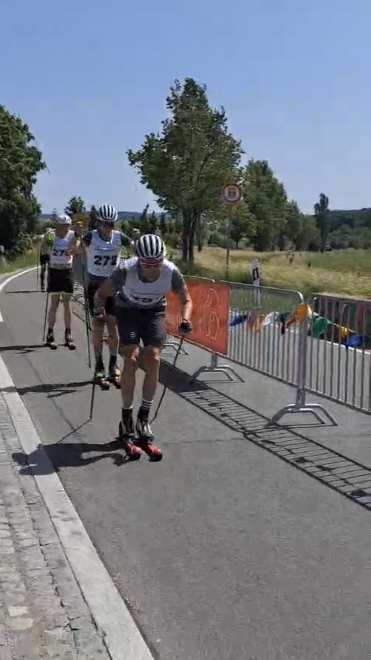 Jonastaler 2025 - Simon und Jens beim Durchlauf in Crawinkel