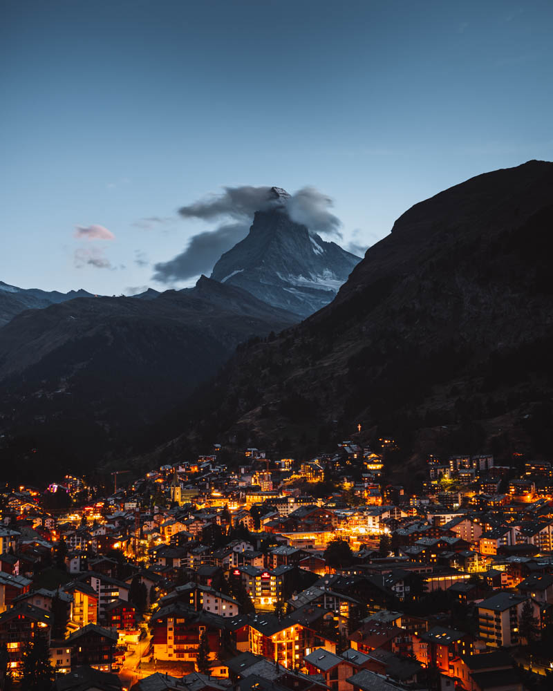 Der beste Fotospot für das Matterhorn in Zermatt bei Nacht