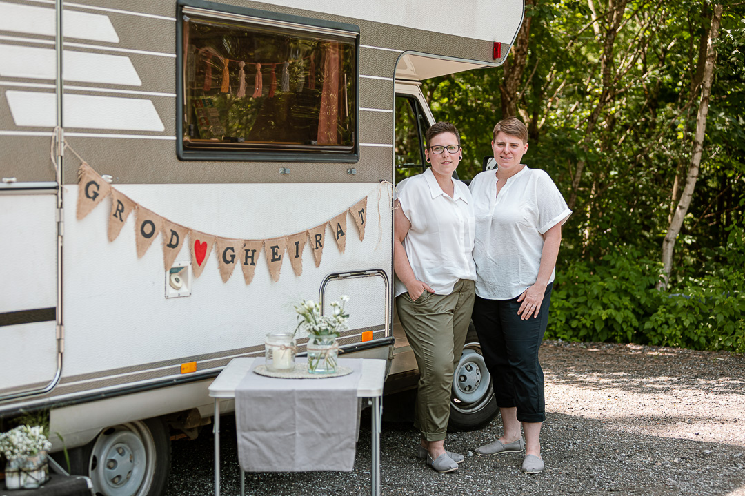 Steffi & Laura - mit dem Wohnmobil zur Trauung