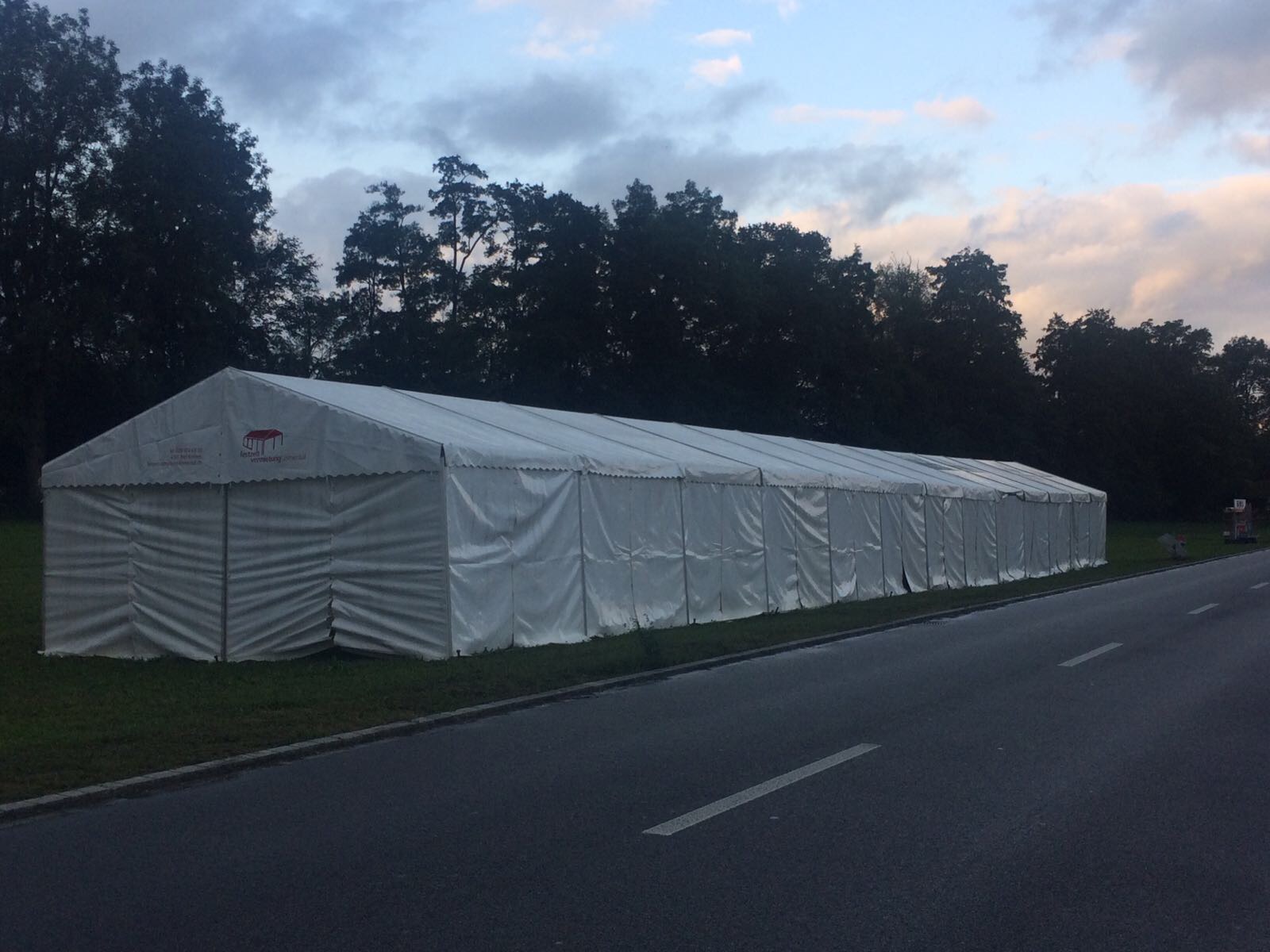 Zelt 6x39 Meter