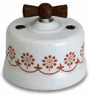 interruttore #deviatore #invertitore #ceramica #decoro #marrone #bianca #vintage #legno invecchiato #manopola #retrò