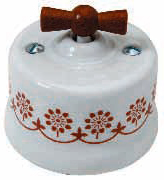 interruttore #deviatore #invertitore #ceramica #decoro #marrone #bianca #vintage #legno miele #manopola #retrò