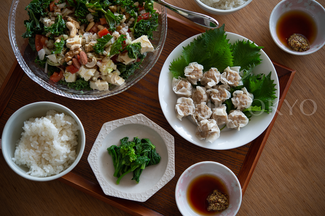 アサ佳さんのお皿と、ヘルシーな食事。