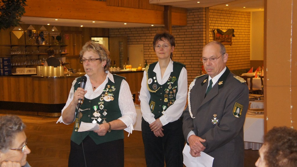 Begrüßungsansprache von Anita Buck (Vorsitzende der Damenabteilung)