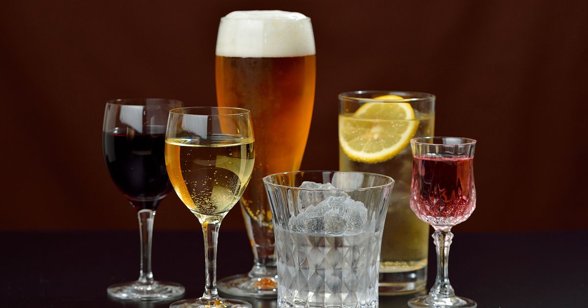 ダイエット中にお酒は飲まないほうがいい？
