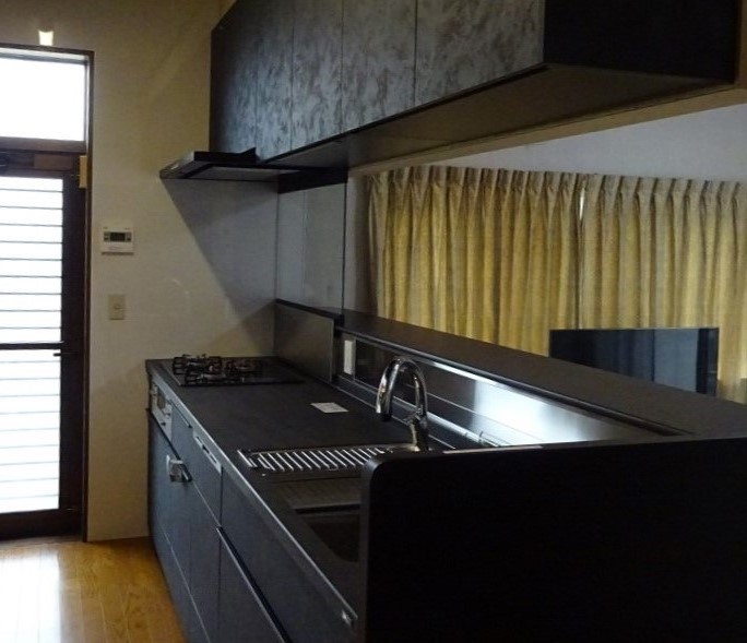 セラミックトップが人気の最上級キッチン