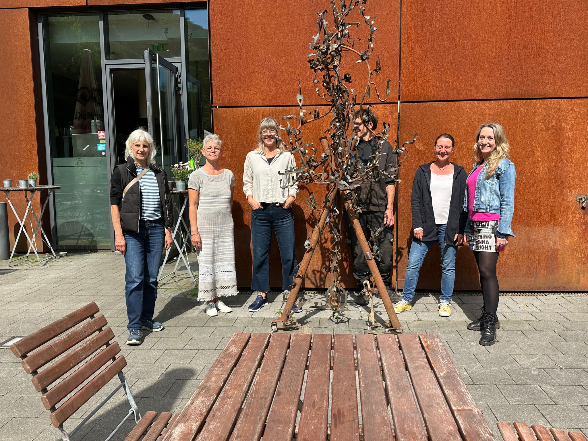 von links: Monika Brandes, Sabine Groß, Susanne Müller-Kölmel, Michael Bauer-Brandes, Ela Schneider, Manuela Stein - es fehlt: Güdny Schneider-Mombaur