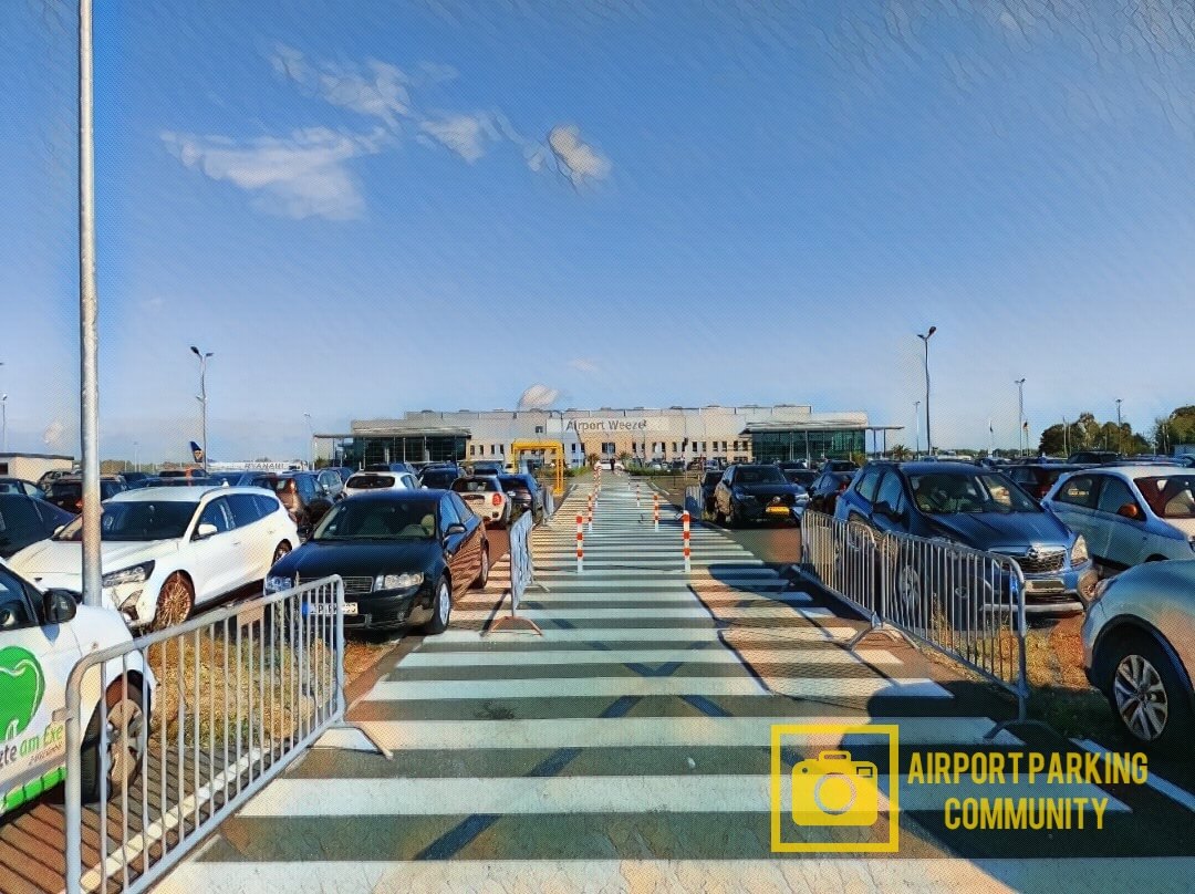 Auto Günstig Parken Flughafen Düsseldorf Weeze www.airport-parking-community.com