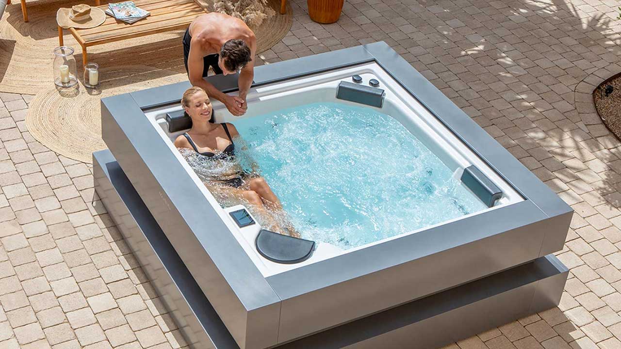 Eleganter Whirlpool für den Innen- und Außenbereich für jeden Zweck und Bedarf