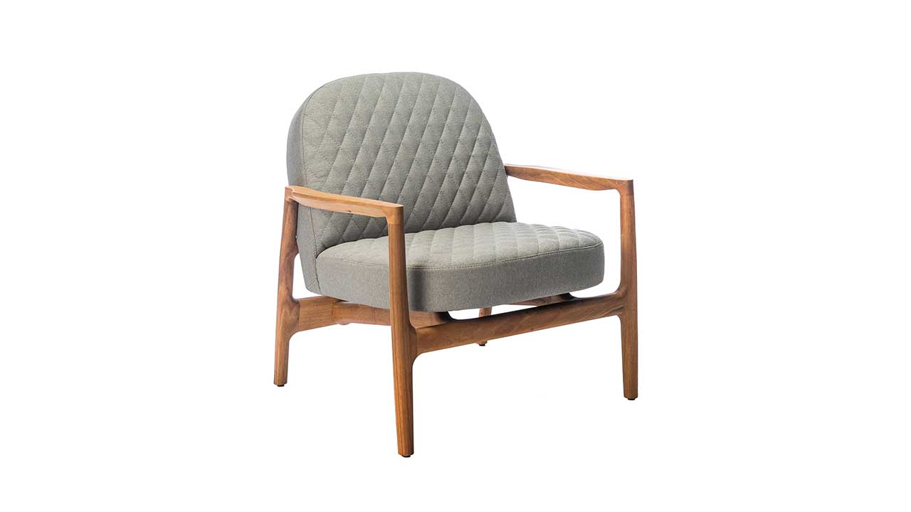 Zeitlose und handgefertigte Designmöbel aus Holz