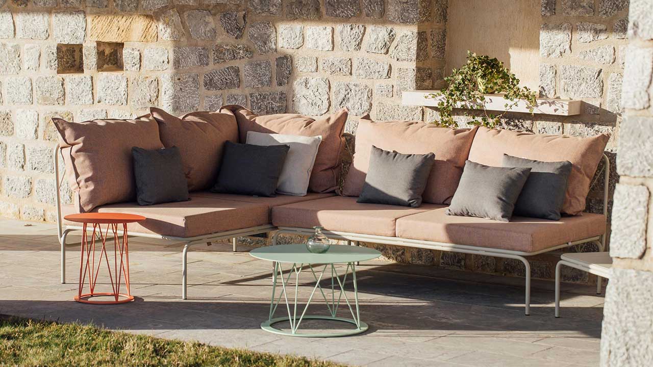 Hochwertige, robuste und handgefertigte Gartenmöbel bzw. Outdoormöbel 