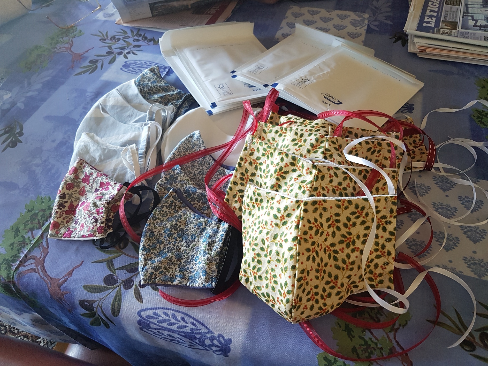 Des masques pour nos anciens - Le site de la paroisse protestante