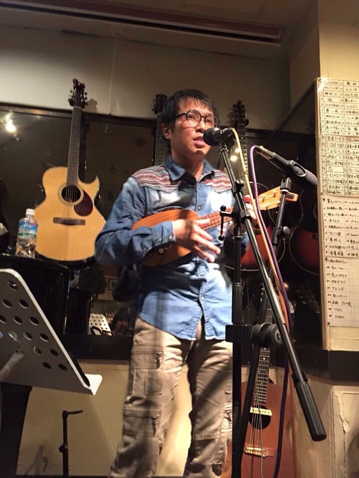 伊丹　music pub TOMMOROW ピンボケ・サマーズ　ライブ