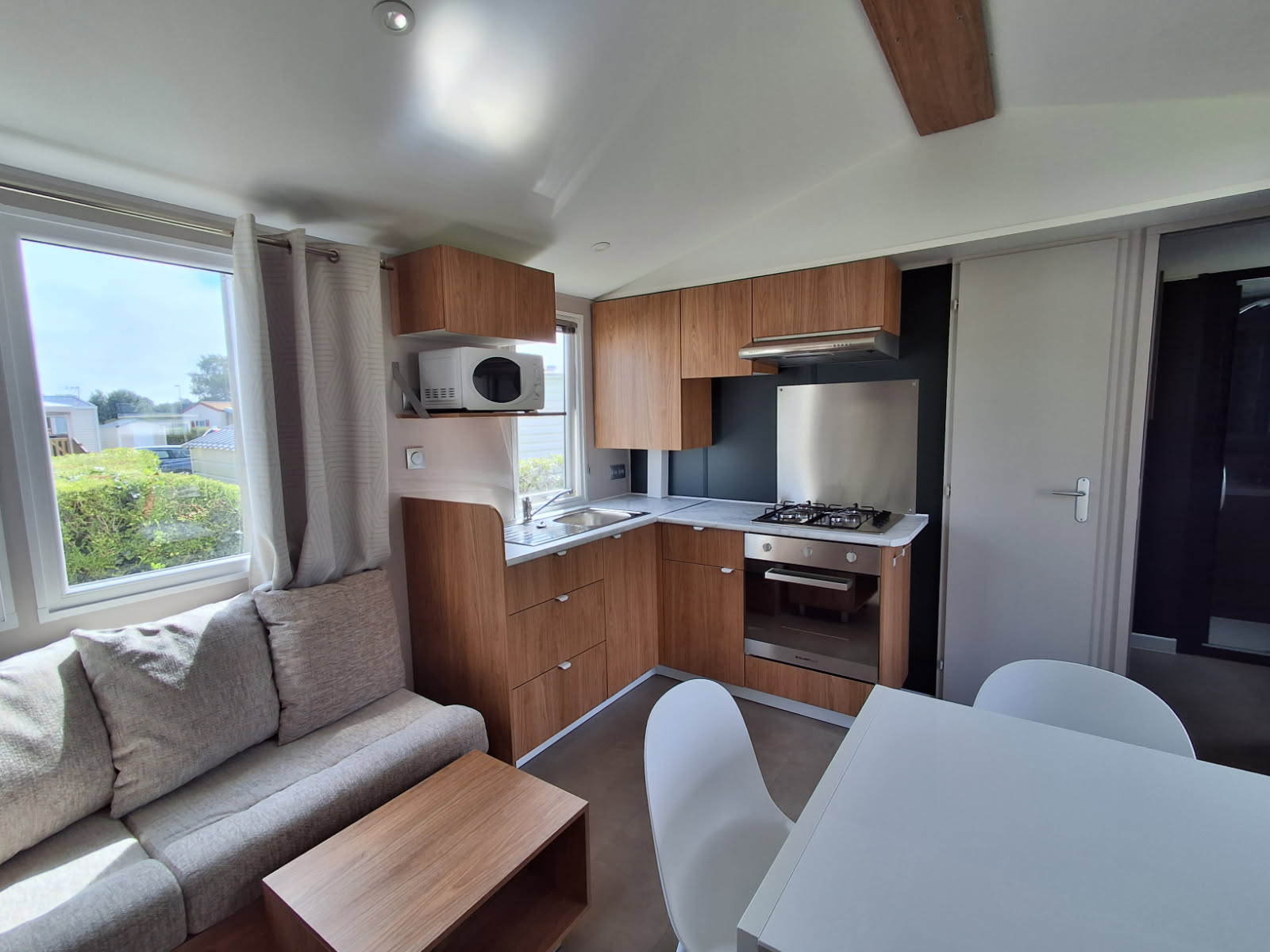  Piscine couverte et découvrable Camping Quend-Plage - Baie de Somme - camping Fort-Mahon - Location Mobil home - location insolite - animations - convivial 