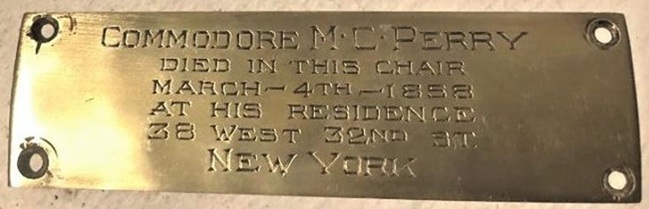 Brass plaque attached to the chair / 椅子に付けられた真鍮の銘板