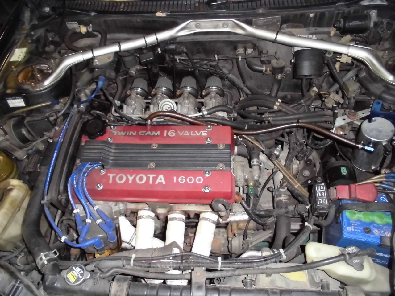 Ae92 レビン エンジン載替え トミサトレーシングサービス ae86ショップ 中古車販売 旧車 修理 メンテナンスはお任せ下さい Ae92 レビン エンジン載替え トミサトレーシングサービス ae86ショップ 中古車販売 旧車 修理 メンテナンスはお任せ下さい