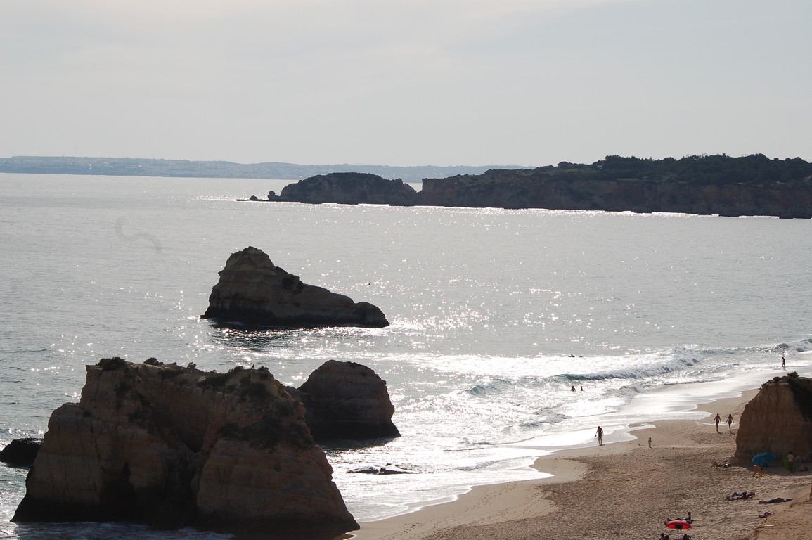 les rochers et une plage de Portimao