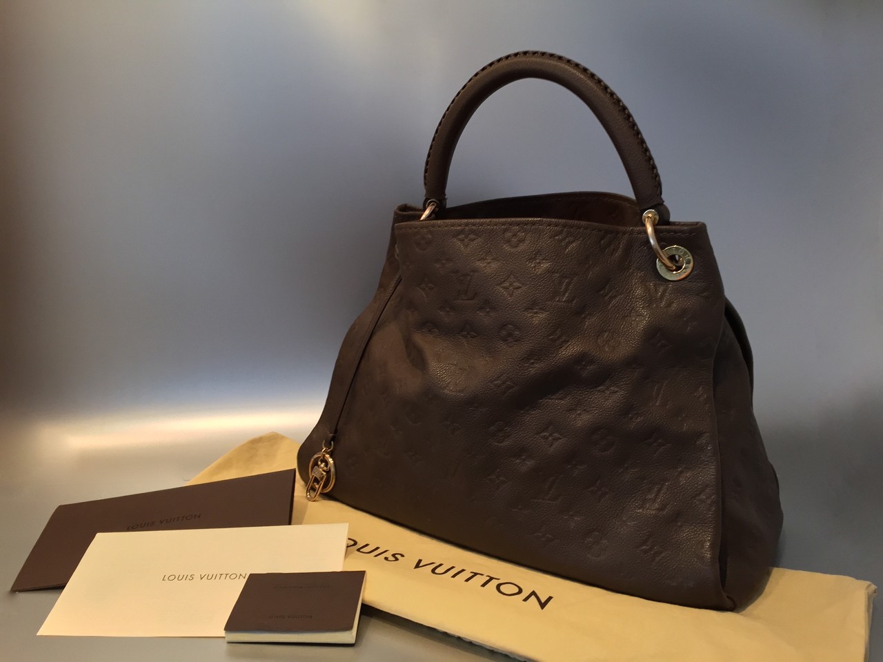 Louis Vuitton Monogram Empreinte Artsy MM in Ombre Ankauf Verkauf Second Hand Designertaschen und Accessoires